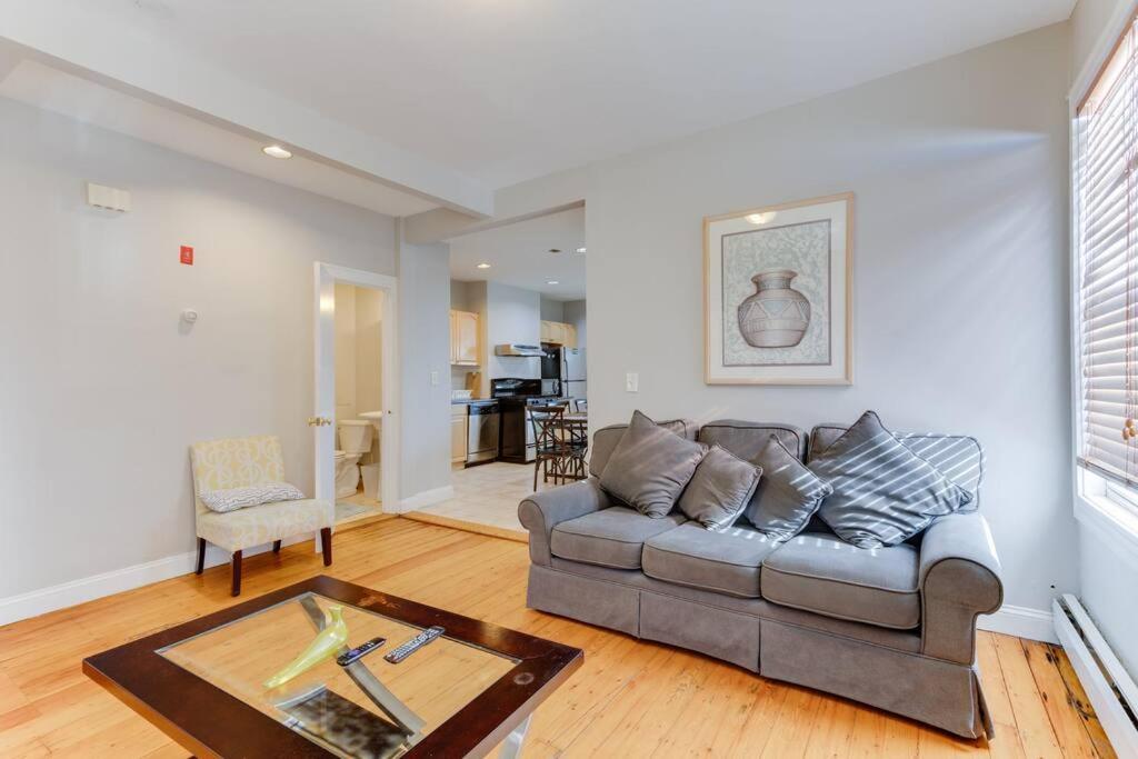 New! Boston Condo Near Mbta, 3Mi To Fenway ! Luaran gambar