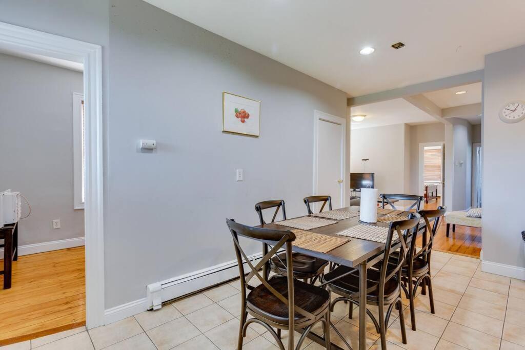New! Boston Condo Near Mbta, 3Mi To Fenway ! Luaran gambar