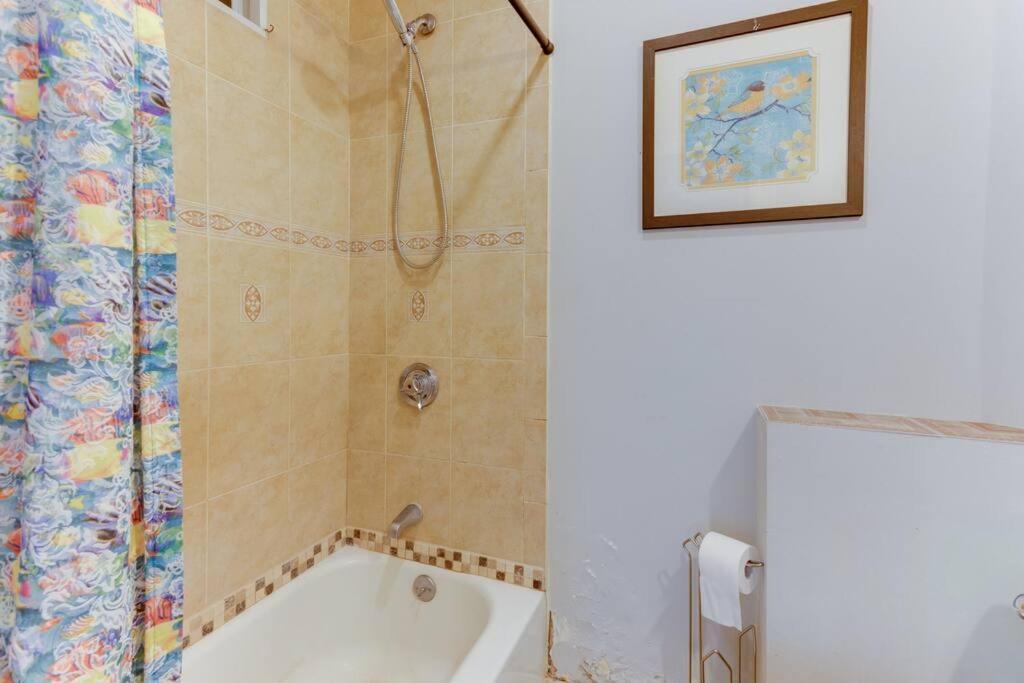 New! Boston Condo Near Mbta, 3Mi To Fenway ! Luaran gambar